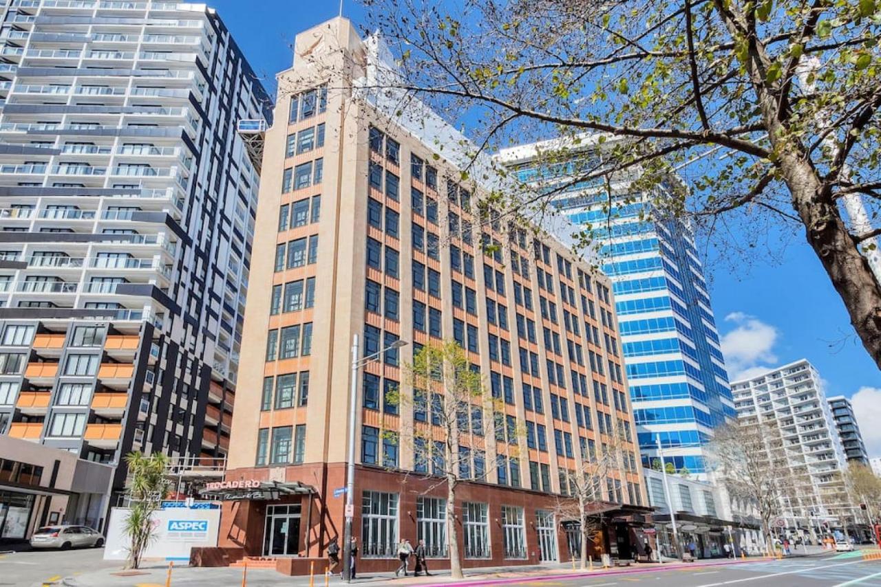 Urban Deco Apartment On Queen Street Auckland Exterior foto